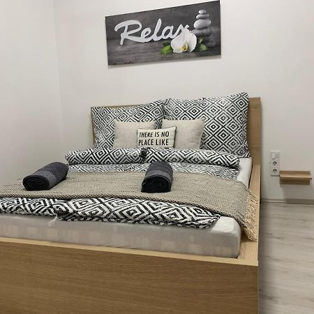 Forint Apartmanok Miskolc Luaran gambar