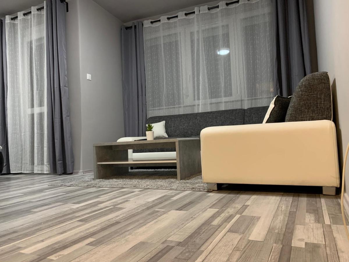 Forint Apartmanok Miskolc Luaran gambar