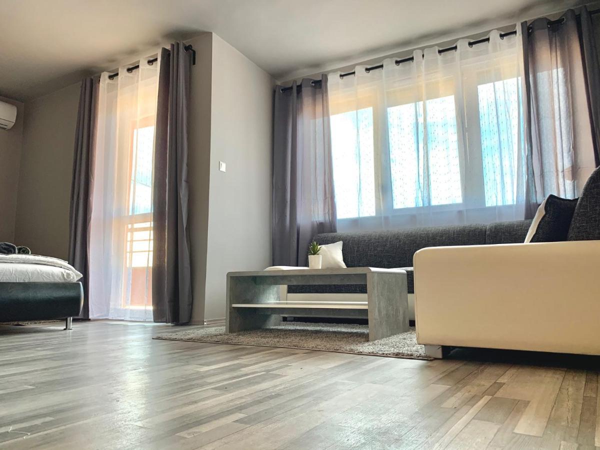 Forint Apartmanok Miskolc Luaran gambar