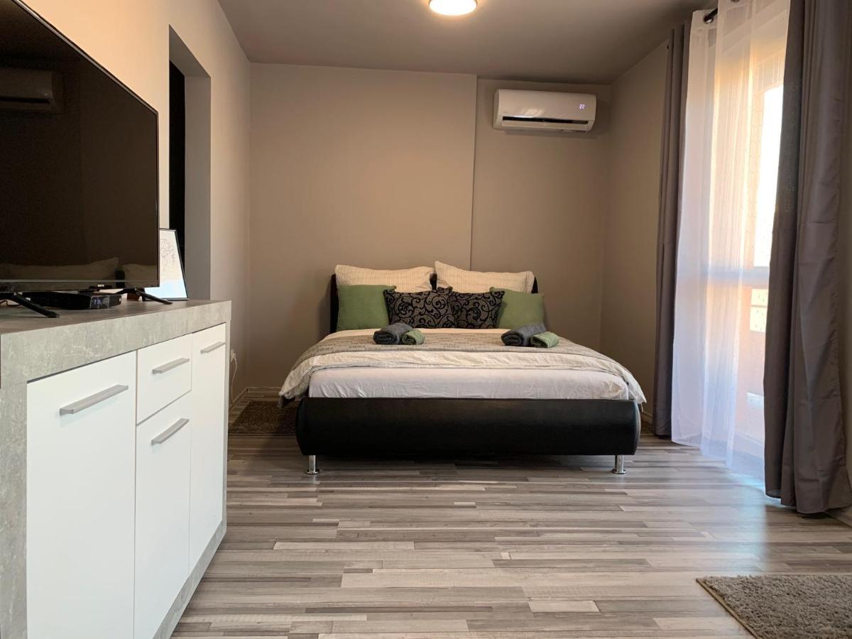 Forint Apartmanok Miskolc Luaran gambar