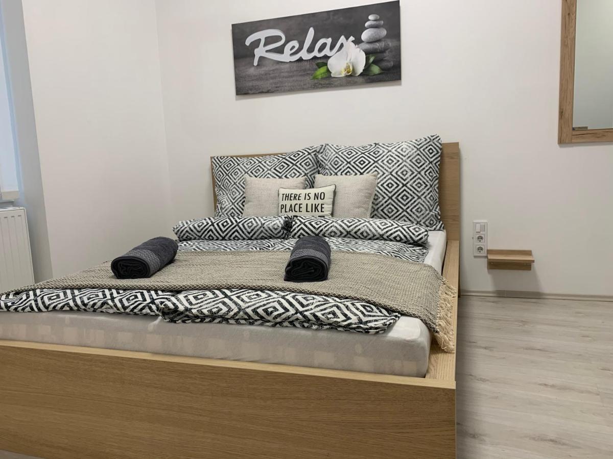 Forint Apartmanok Miskolc Luaran gambar