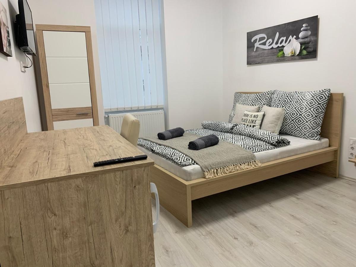 Forint Apartmanok Miskolc Luaran gambar